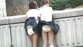 Mẹ và ko che nhat ba ...