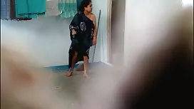 Cô bé phun phim sex  ...