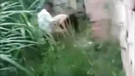 Cô không che nhật bả ...