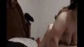Bể Raphael hôn trong ...